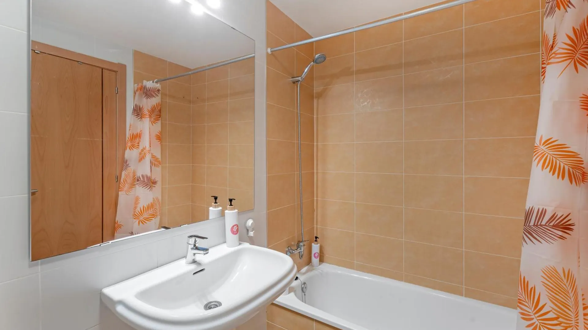 Apartment Medano Beach Agueita Salada Suites El Medano  Spain